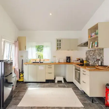 Roptai شاليه روشفورت